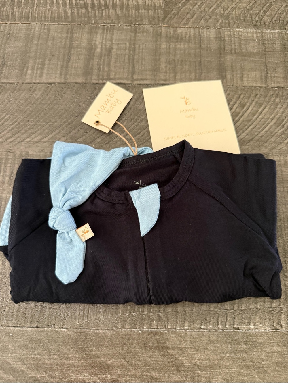 Mamba Bamboo Baby Black Footed One-Piece with Light Blue Trim and Hat - New - Picture 7 of 7